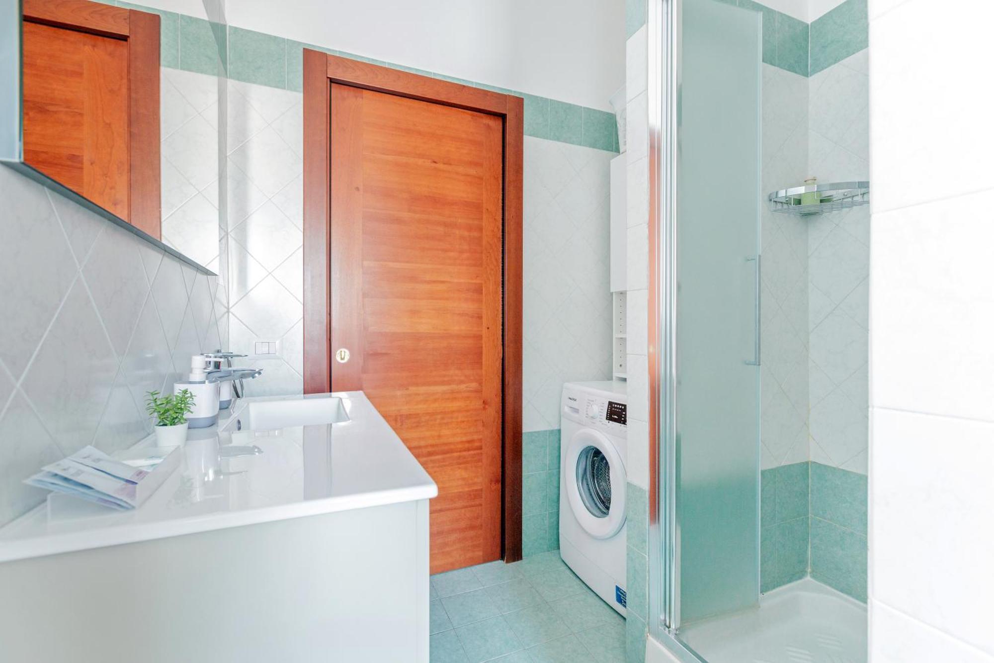 Stylish & Cozy - 5 Star Location- Balcony - View Casa de Férias *