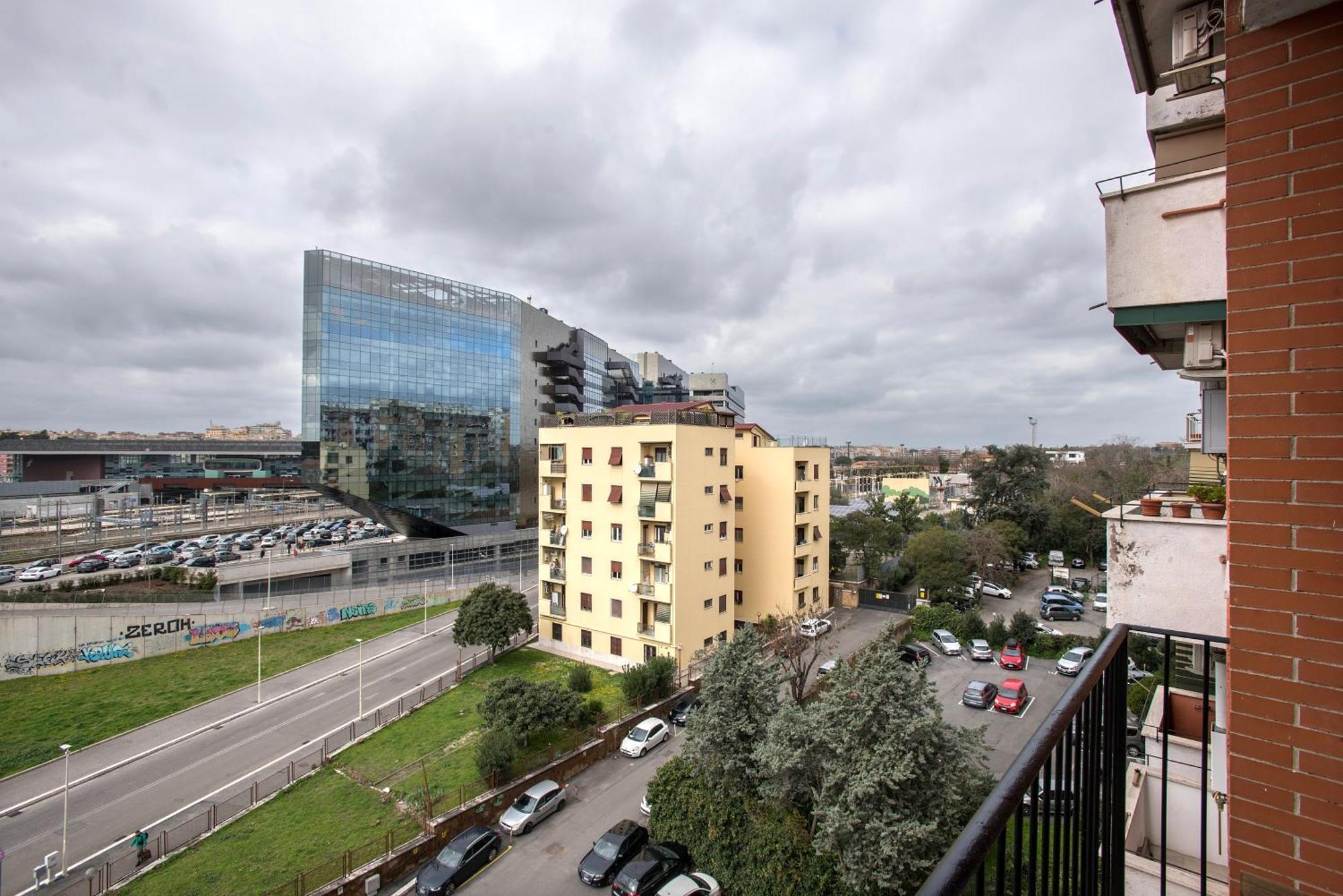 Stylish & Cozy - 5 Star Location- Balcony - View Casa de Férias *